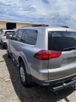 Mitsubishi Challenger PB full