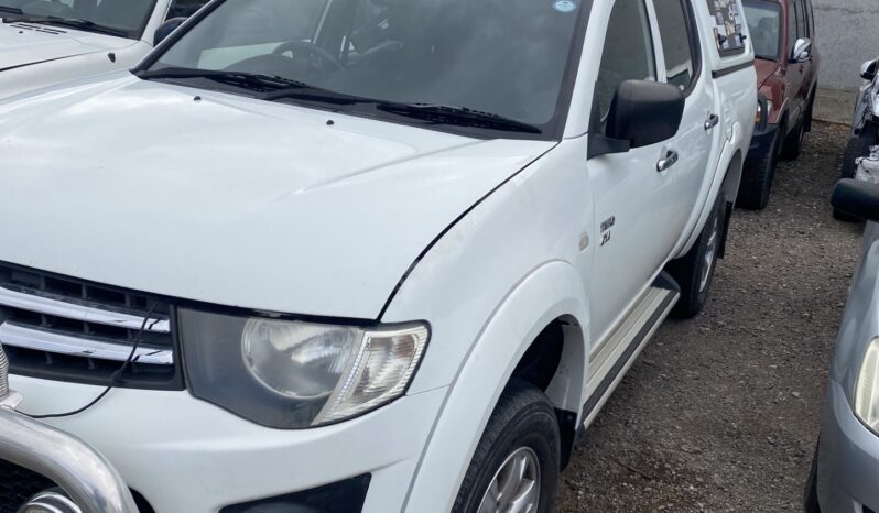 Mitsubishi Triton MN GLX full