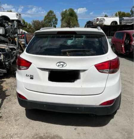 6/2014 HYUNDAI IX35 LM 2LTR G4NC AUTO PETROL FWD SUV – DRY CREEK WRECKERS full