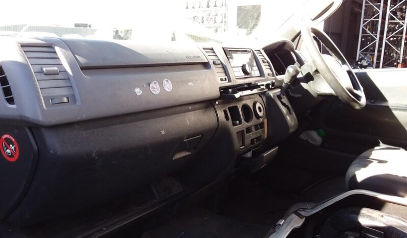 Wrecking 2006 Toyota HiAce TRH LWB 2.7L Auto Petrol Van | Stock No. W1947 full