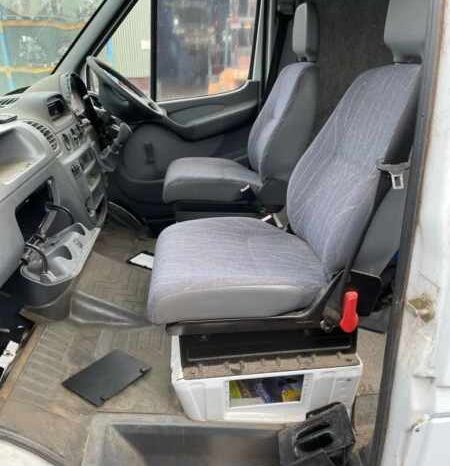DRY CREEK WRECKERS-10/2001 MERCEDES SPRINTER VAN 2.1L T/DIESEL MANUAL RWD VAN full