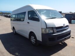 TOYOTA HIACE 2.7 LITRE PETROL AUTOMATIC WRECKING