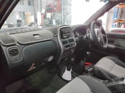 Wrecking 2004 Nissan D22 Navara 4×4 ST-R 3.0L Manual Diesel Utility | Stock No. W2106 full