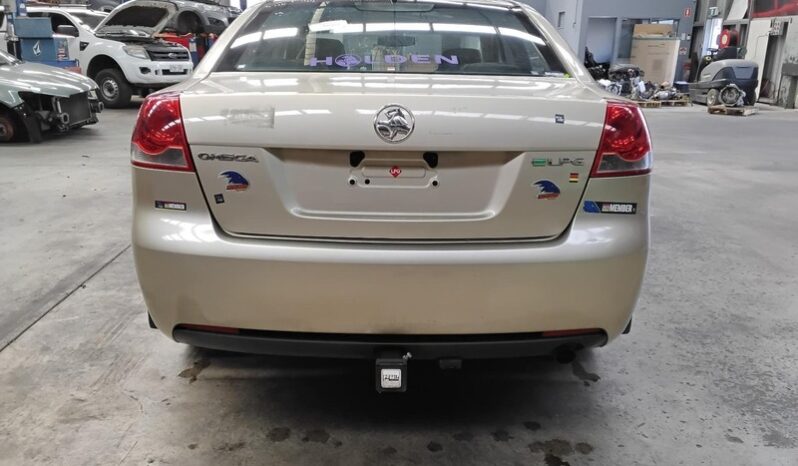 Wrecking 2009 Holden VE Commodore Omega 3.6L Auto Gas Sedan | Stock No. W2100 full