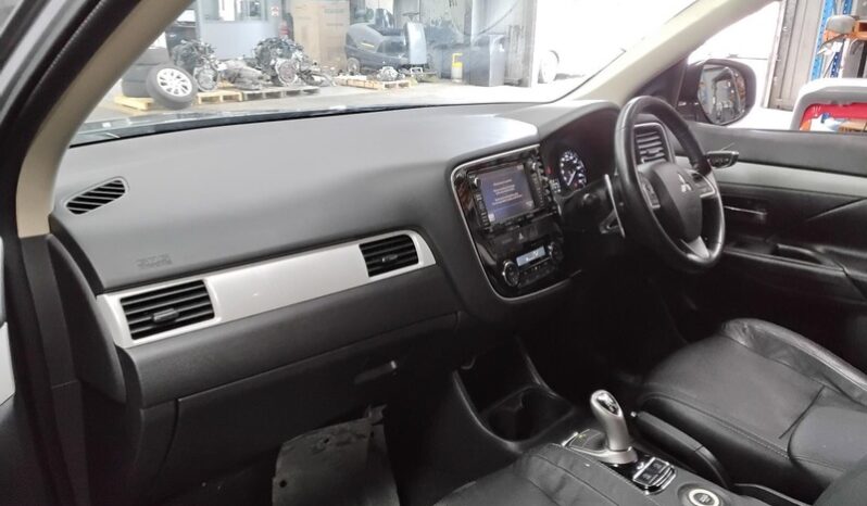 Wrecking 2014 Mitsubishi Outlander ZJ Aspire PHEV 4WD 2.0L Auto Hybrid Wagon | Stock No. W2107 full
