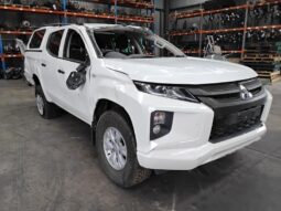 Wrecking 2021 Mitsubishi Triton MR 4×4 GLX 2.4L Auto Diesel Utility | Stock No. W2109 full