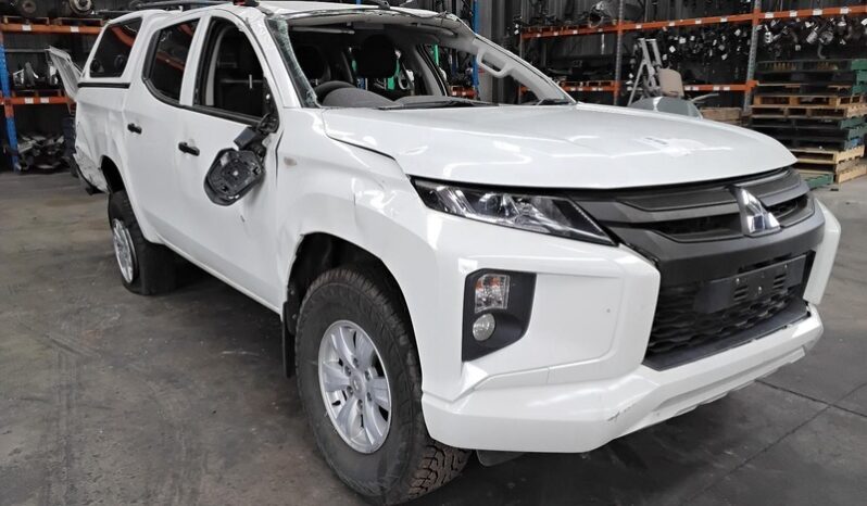 Wrecking 2021 Mitsubishi Triton MR 4×4 GLX 2.4L Auto Diesel Utility | Stock No. W2109 full