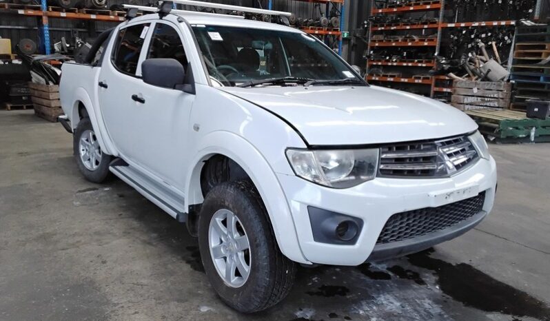 Wrecking 2012 Mitsubishi Triton MN 4×4 GLX 2.5L Manual Diesel Utility | Stock No. W2126 full