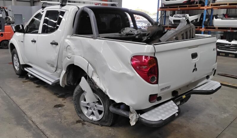 Wrecking 2012 Mitsubishi Triton MN 4×4 GLX 2.5L Manual Diesel Utility | Stock No. W2126 full