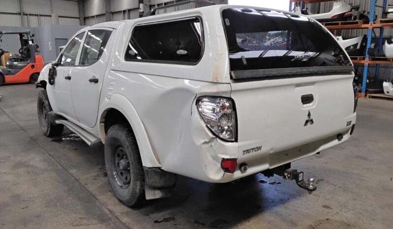 Wrecking 2012 Mitsubishi Triton MN 4×4 GLX 2.5L Manual Diesel Utility | Stock No. W2141 full