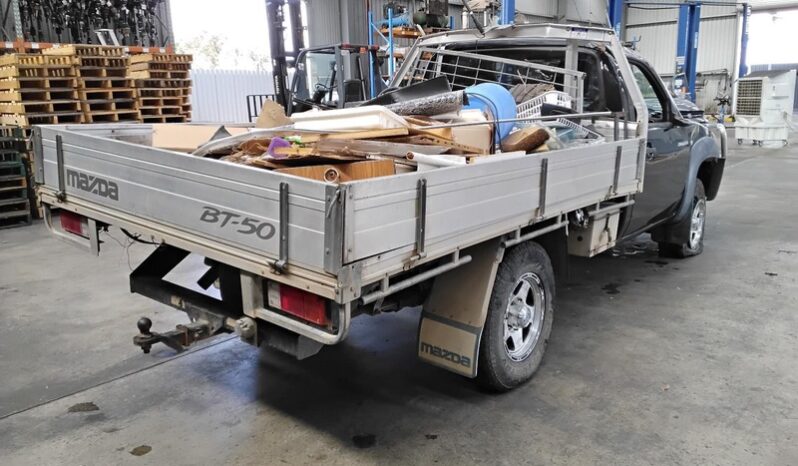 Wrecking 2009 Mazda BT-50 UN DX 4×4 3.0L Manual Diesel Pickup | Stock No. W2171 full