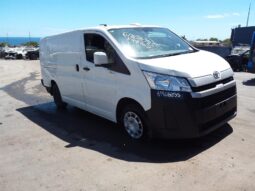 TOYOTA HIACE DIESEL AUTOMATIC WRECKING