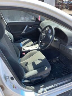 DRY CREEK WRECKERS-3/2010 TOYOTA CAMRY HYBRID AHV40 AUTO CVT 2.4LTR SEDAN WHITE full