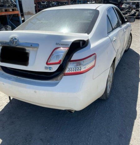 DRY CREEK WRECKERS-3/2010 TOYOTA CAMRY HYBRID AHV40 AUTO CVT 2.4LTR SEDAN WHITE full