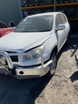 DRY CREEK WRECKERS – 10/2011 TOYOTA RAV 4 ACA38R 2.4LTR MANUAL PETROL FWD WHITE full