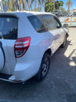 DRY CREEK WRECKERS – 10/2011 TOYOTA RAV 4 ACA38R 2.4LTR MANUAL PETROL FWD WHITE full