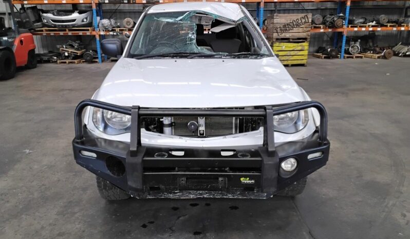 Wrecking 2013 Mitsubishi Triton 4×4 GL-R 2.5L Auto Diesel Utility | Stock No. W2190 full