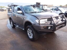 MITSUBISHI TRITON 2.5 LITRE DIESEL AUTOMATIC WRECKING