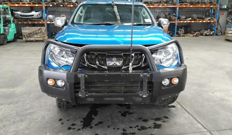 Wrecking 2016 Mitsubishi Triton MQ 4×4 GLS 2.4L Auto Diesel Utility | Stock No. W2210 full
