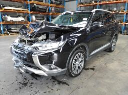 2017 MITSUBISHI OUTLANDER 2.0L AUTOMATIC PETROL STOCK NUMBER W2334