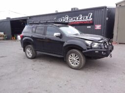ISUZU MU-X 3.0 DIESEL MANUAL WRECKING