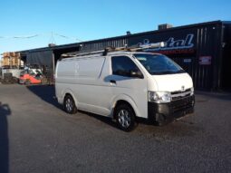 TOYOTA HIACE 2.7 LITRE ENGINE WRECKING