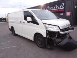 TOYOTA HIACE 2.8 LITRE DIESEL AUTOMATIC WRECKING