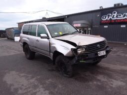 TOYOTA LANDCRUISER 4.5 LITRE PETROL AUTOMATIC WRECKING