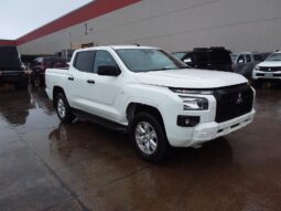 MITSUBISHI TRITON 2.4 LITRE DIESEL AUTOMATIC WRECKING